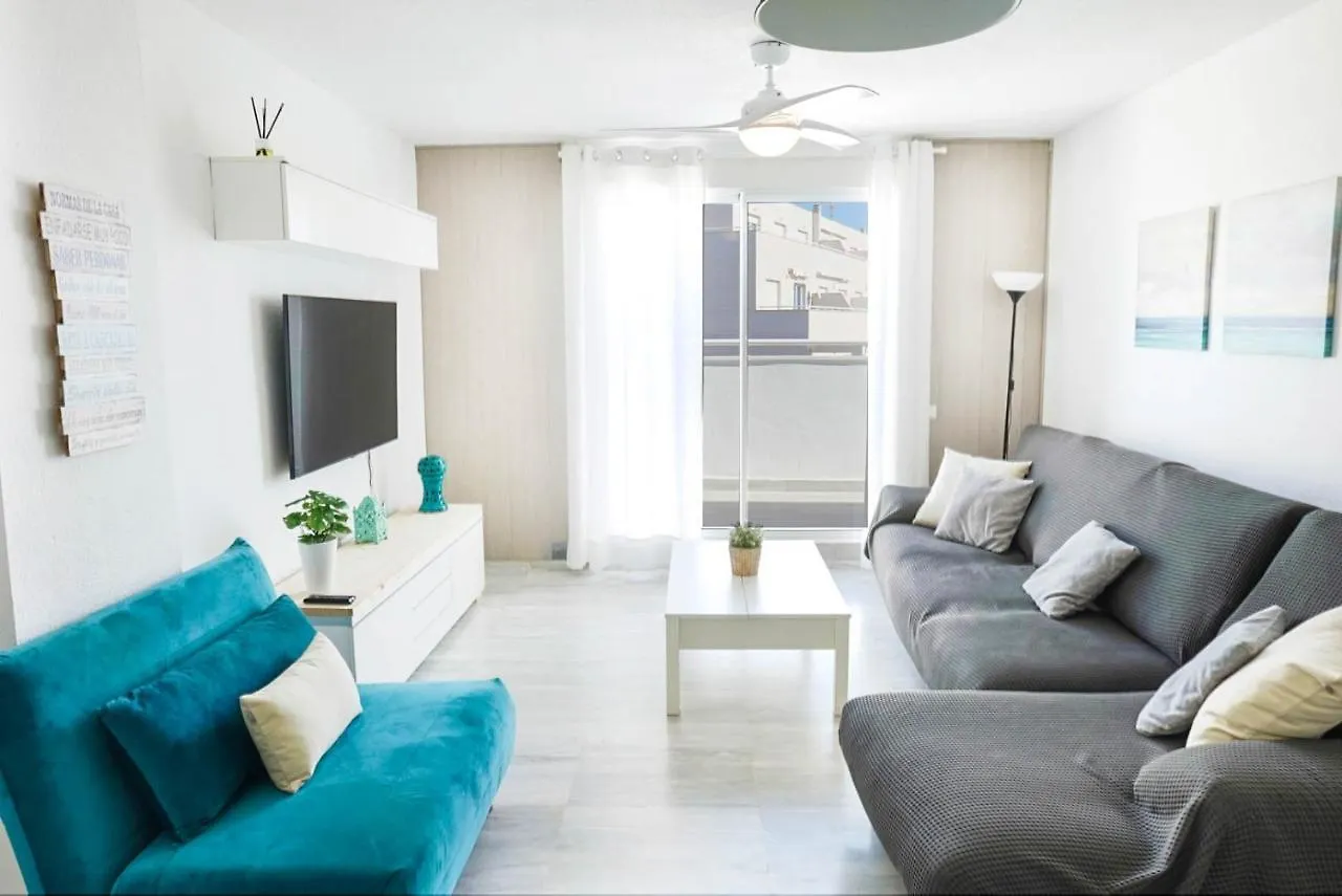 Bonito Apartamento Ideal Para Familias Con Piscina Y Pista De Padel En Roquetas Roquetas de Mar Apartment