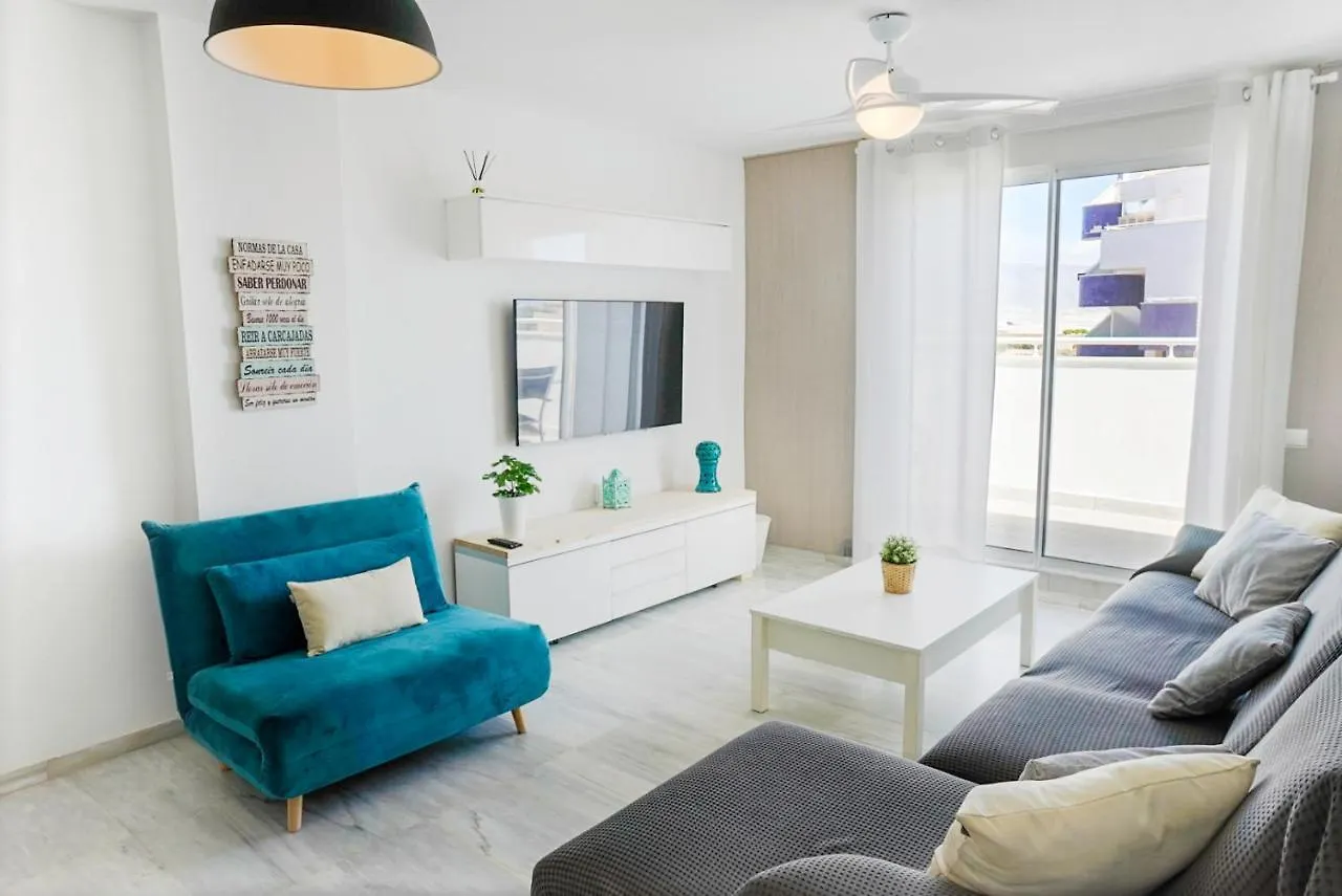Bonito Apartamento Ideal Para Familias Con Piscina Y Pista De Padel En Roquetas Roquetas de Mar Spain
